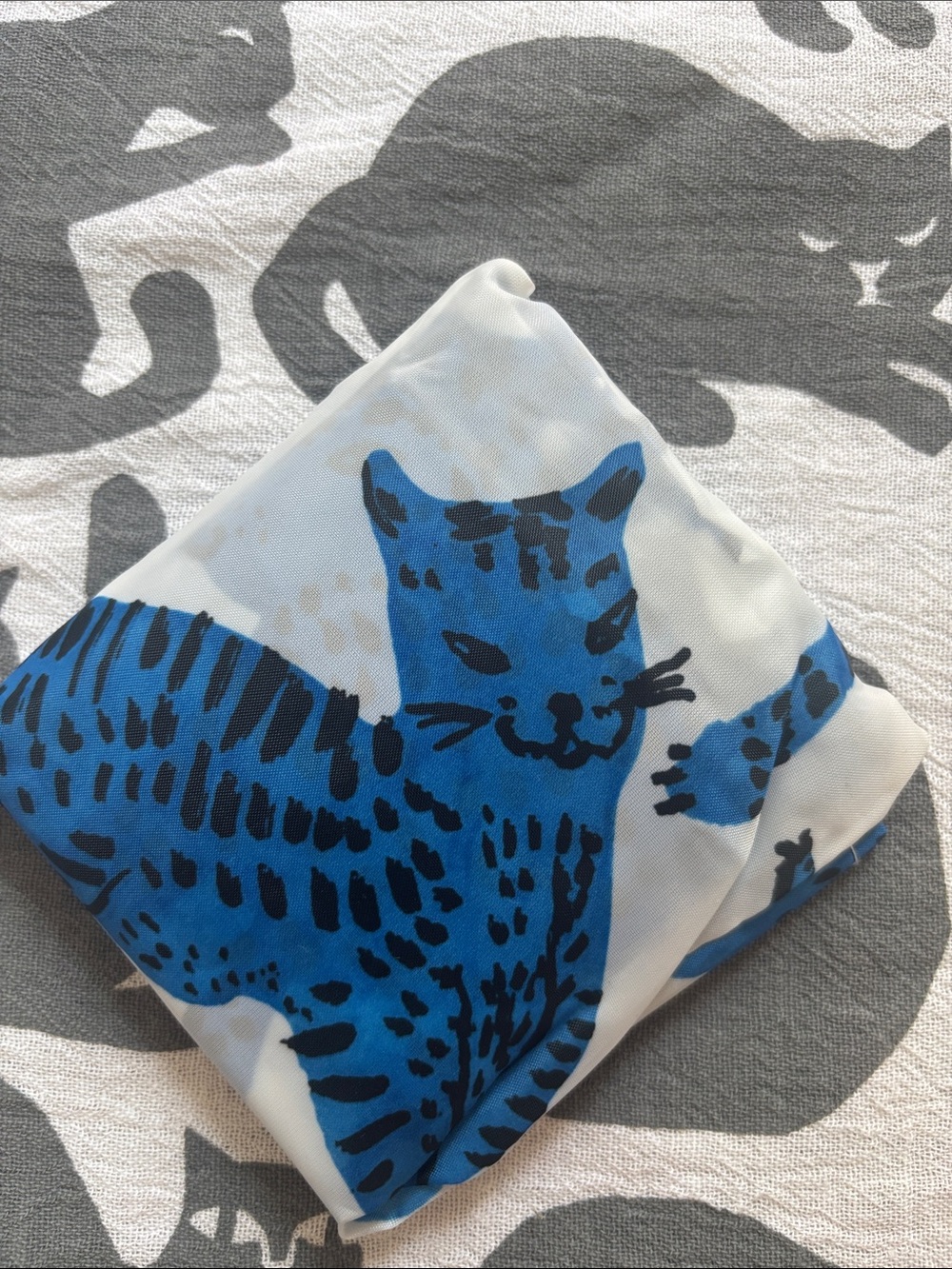 😸IKEA NWT SKYNKE Crazy Blue Cat reusable tote swirling blue felines Warhol-style